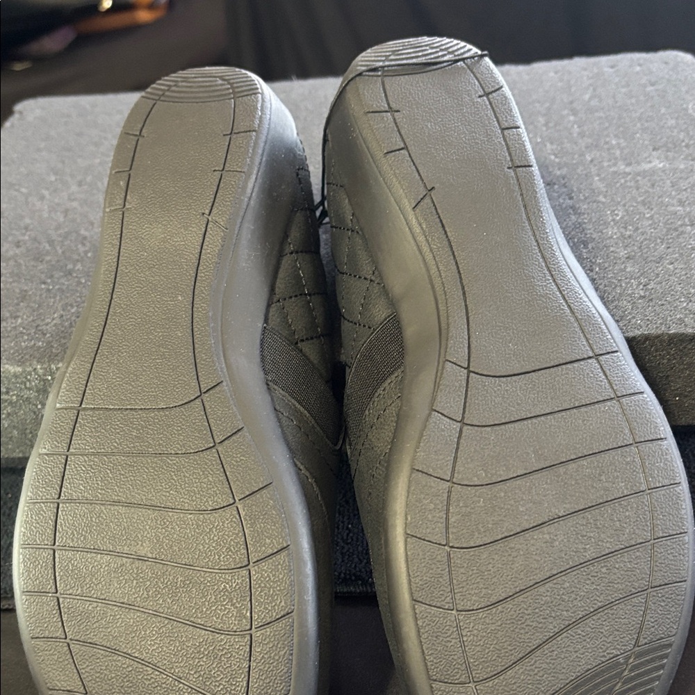 Women’s Black Slip-On Shoes - Picture 4 of 4